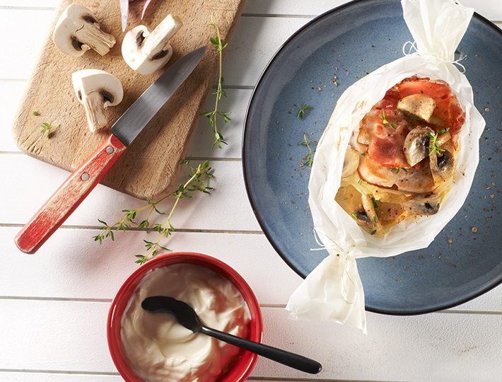 Ne passez pas à côté de notre traditionnelle recette internaute, du Tournedos de dinde en papillote. Un classique pour les fervents de viande tendre.