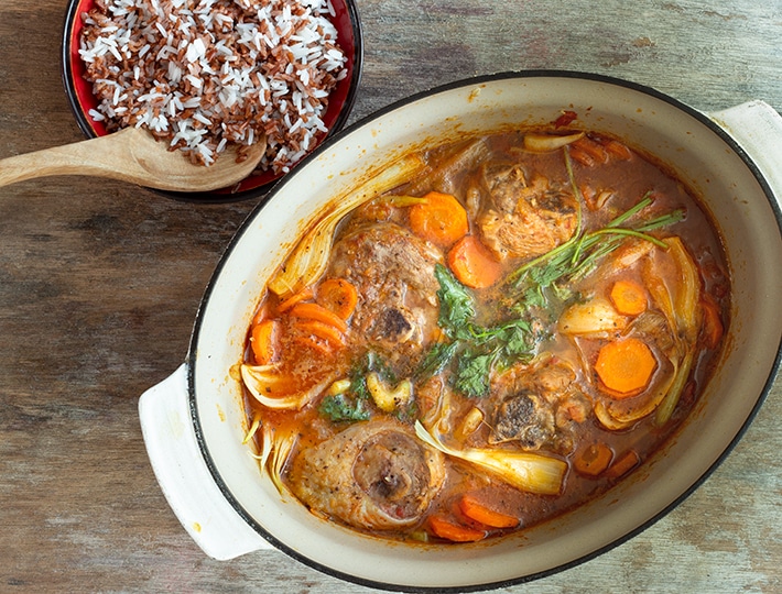 Variez vos repas en adoptant cette recette Maître CoQ d'Osso bucco de dinde en cocotte, parfumé à la coriandre. Vous ne serez pas déçus !